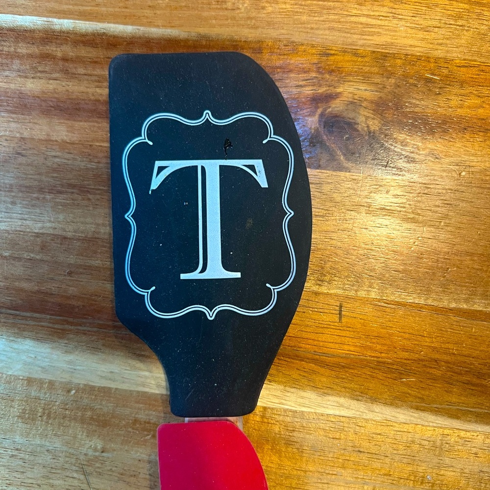 2 pack silicone spatula with initial T